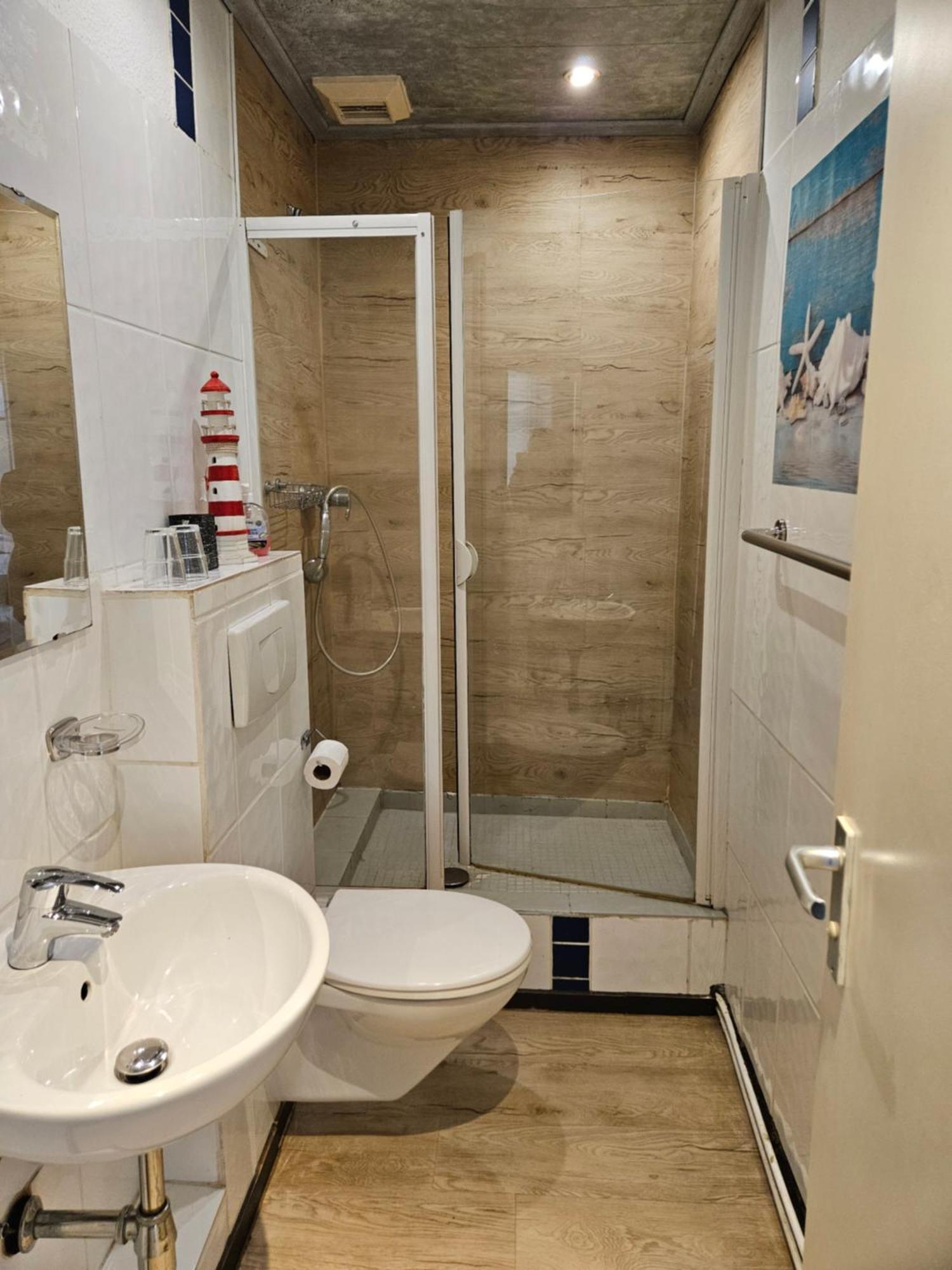Hostal Nordseehostel Am Bahnhof *