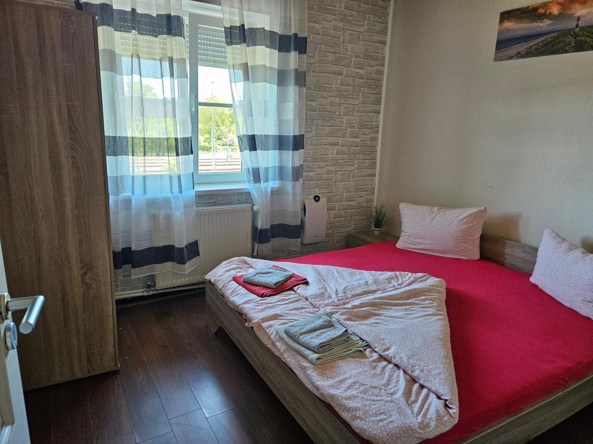 Hostal Nordseehostel Am Bahnhof Sande